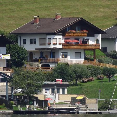 Haus Freitag Lägenhet Millstatt Exteriör bild
