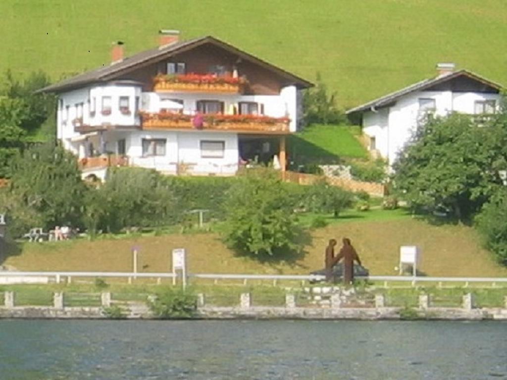 Haus Freitag Lägenhet Millstatt Rum bild