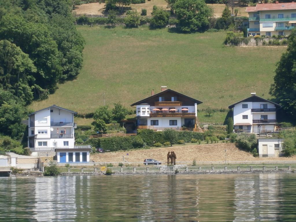 Haus Freitag Lägenhet Millstatt Exteriör bild